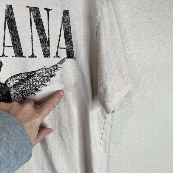 H&M‎ Women's Oversized Nirvana Angel T-Shirt Short Sleeve Crew Neck Gray Size XS - Picture 5 of 12